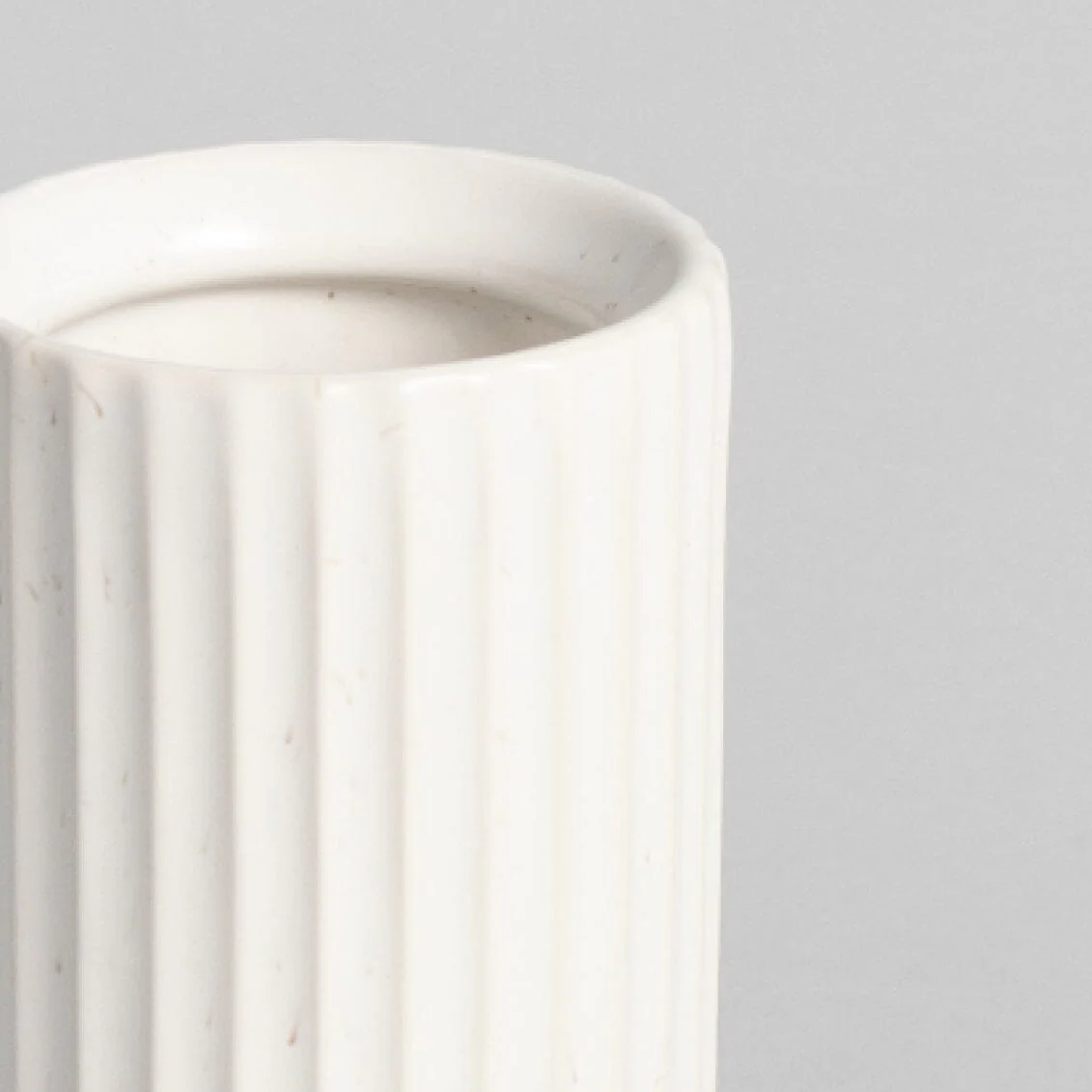 Short Bud Vase - Image 6