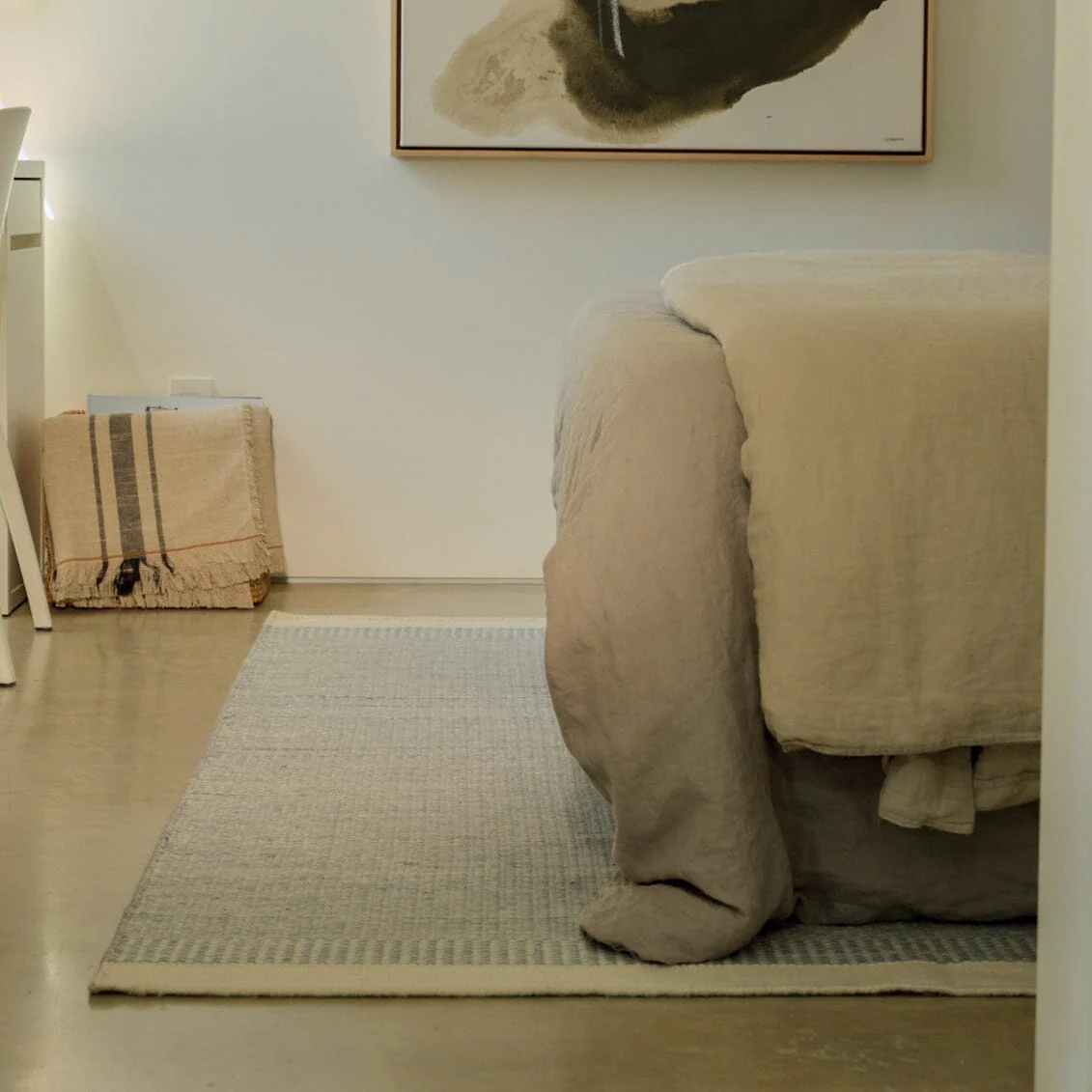 Linear Wool Rug - Image 5